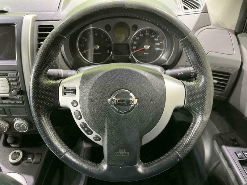 X-TRAIL