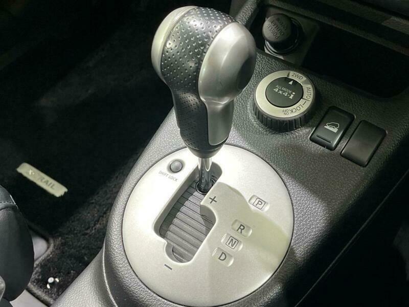X-TRAIL