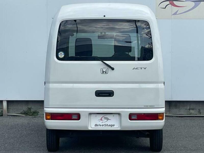 ACTY VAN