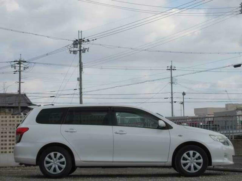 COROLLA FIELDER