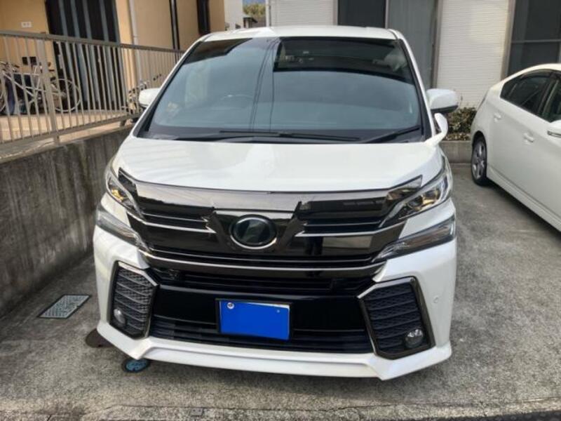 TOYOTA VELLFIRE
