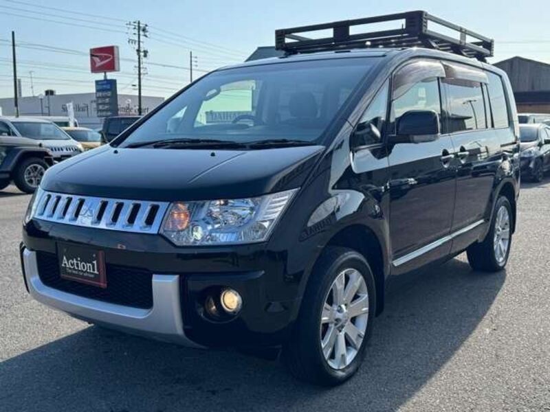 MITSUBISHI DELICA D5