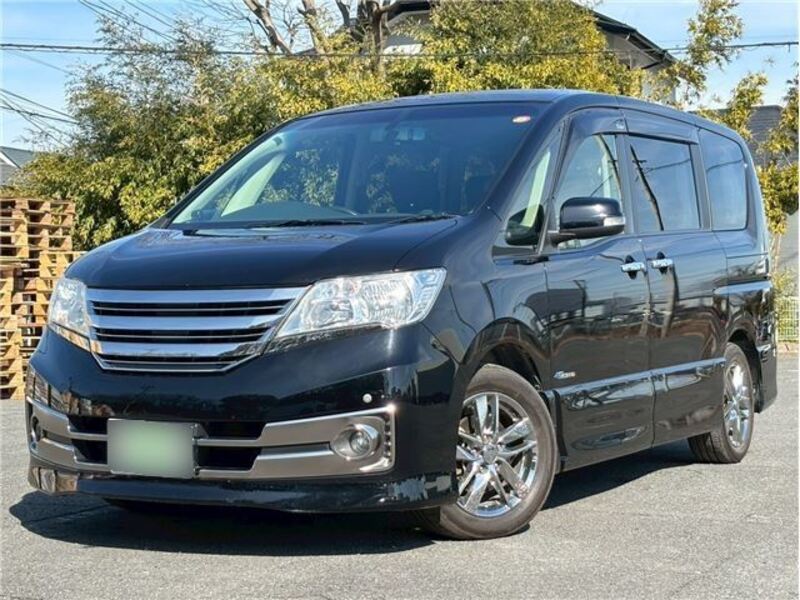 NISSAN SERENA