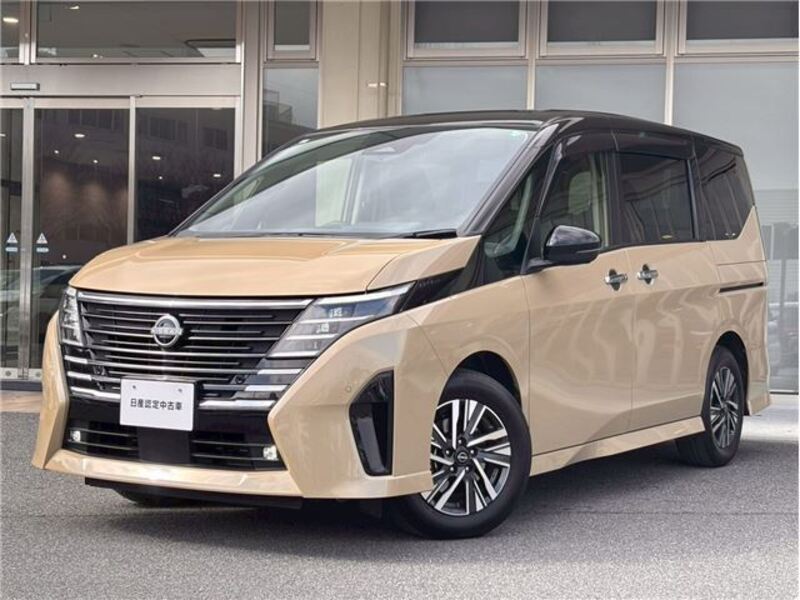NISSAN SERENA