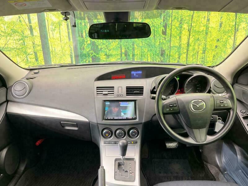 Axela Sport
