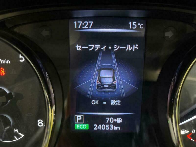 X-TRAIL-42