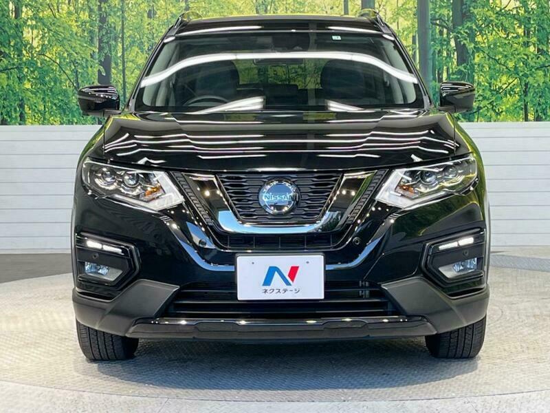 X-TRAIL-1