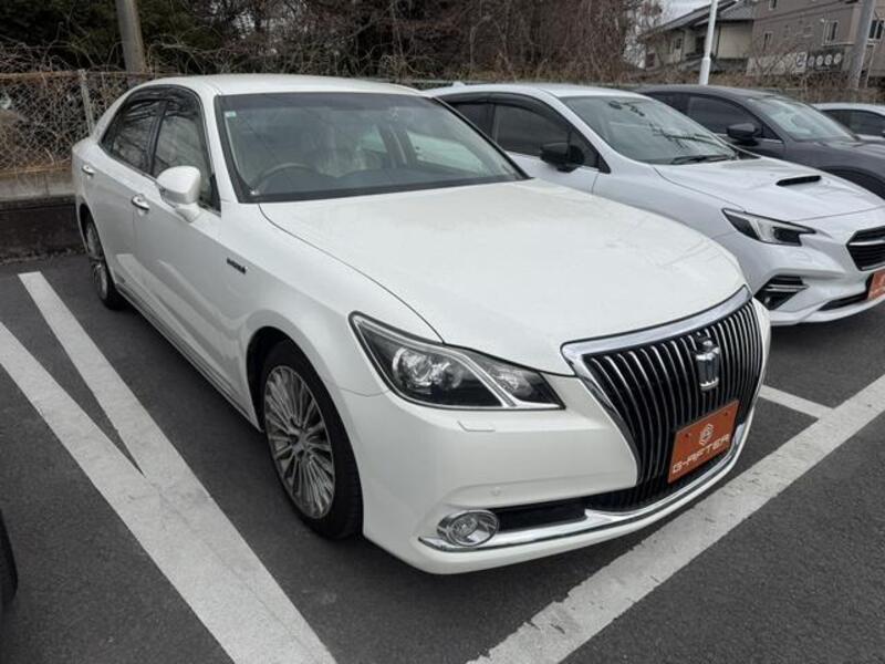 TOYOTA CROWN MAJESTA