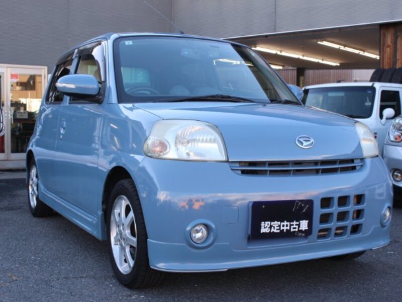 DAIHATSU ESSE