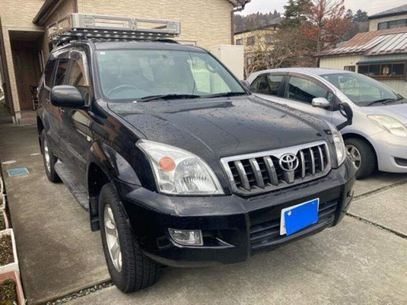 TOYOTA LAND CRUISER PRADO