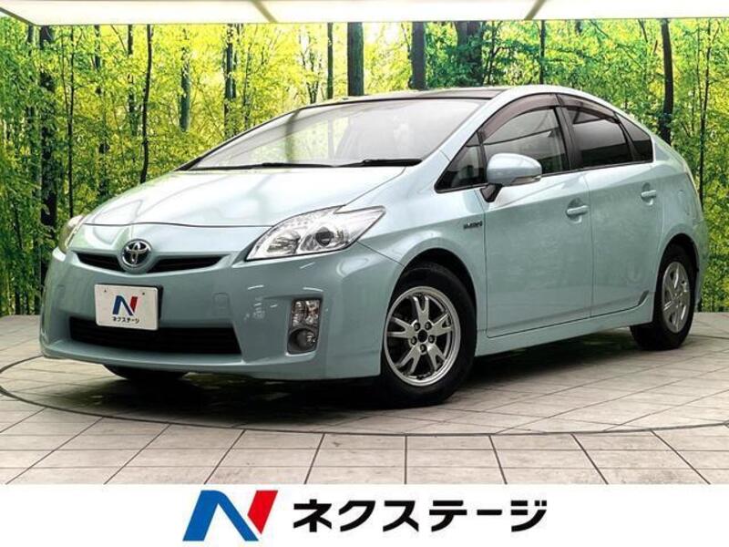 TOYOTA PRIUS