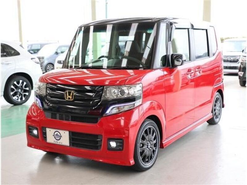 HONDA N BOX CUSTOM