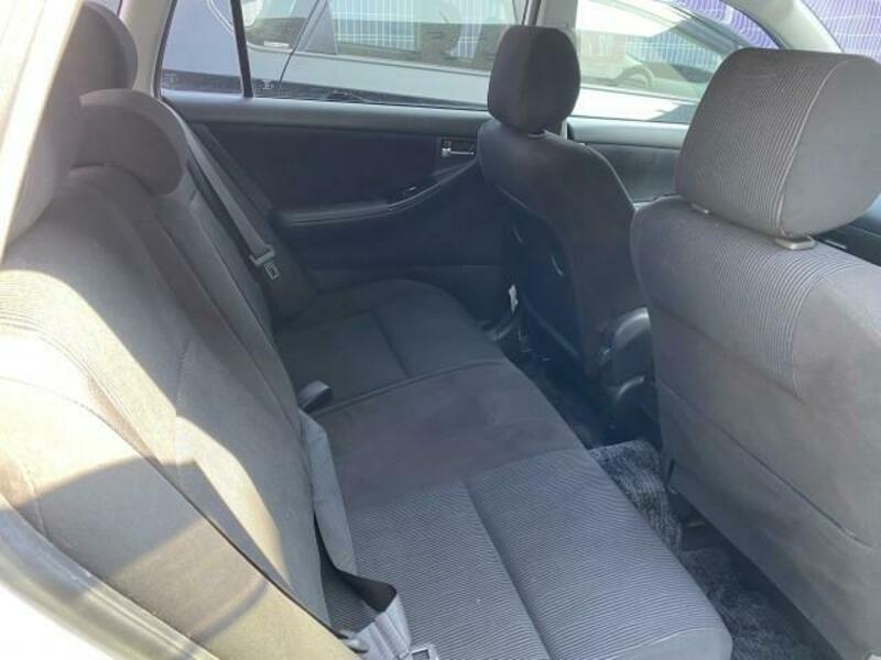 COROLLA FIELDER