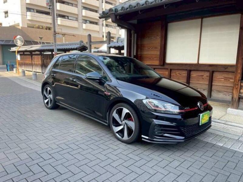 VOLKSWAGEN GOLF GTI