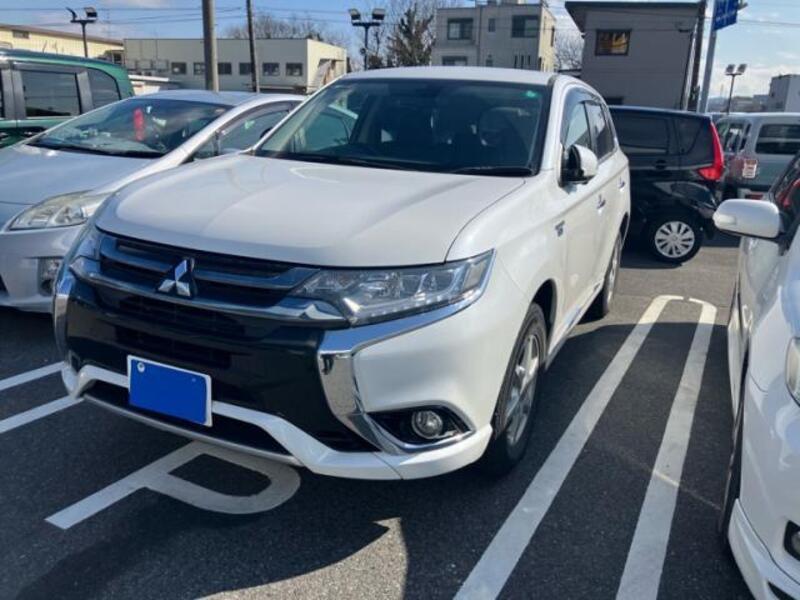 MITSUBISHI OUTLANDER PHEV