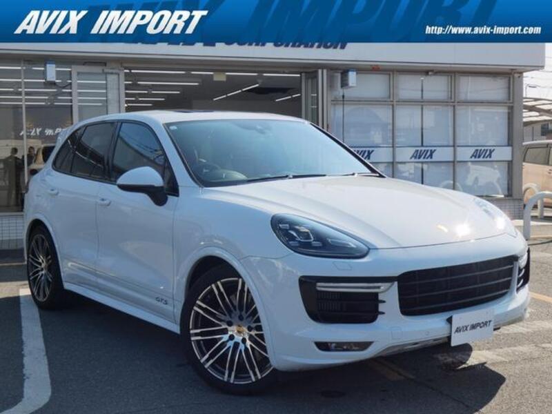 PORSCHE CAYENNE
