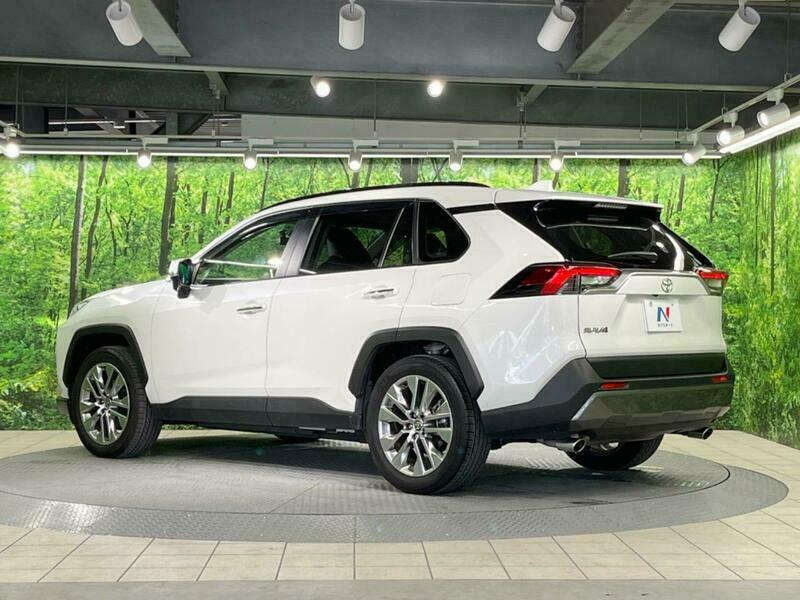 RAV4