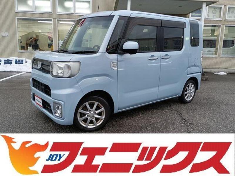 DAIHATSU WAKE
