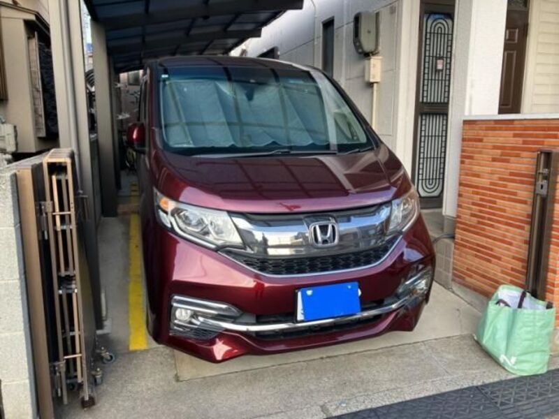 HONDA STEPWAGON SPADA