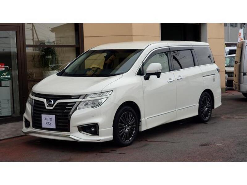 NISSAN ELGRAND