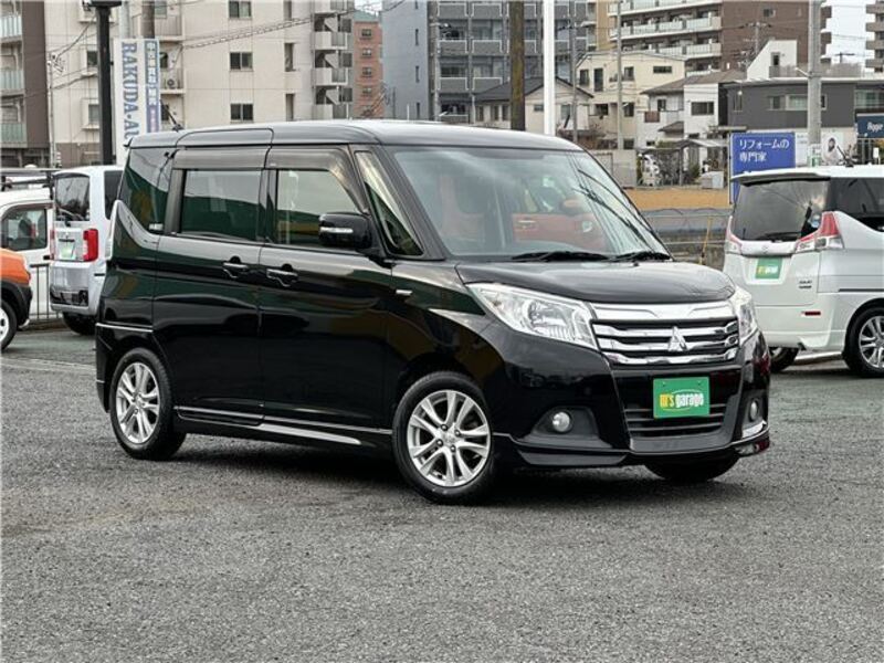 MITSUBISHI DELICA D2