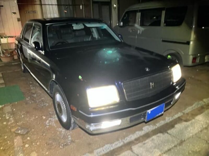 TOYOTA CENTURY