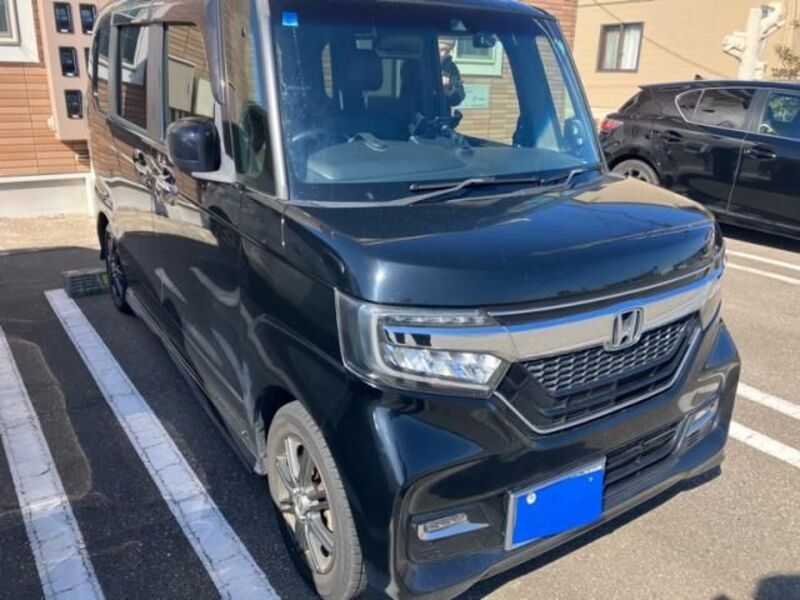 HONDA N BOX CUSTOM