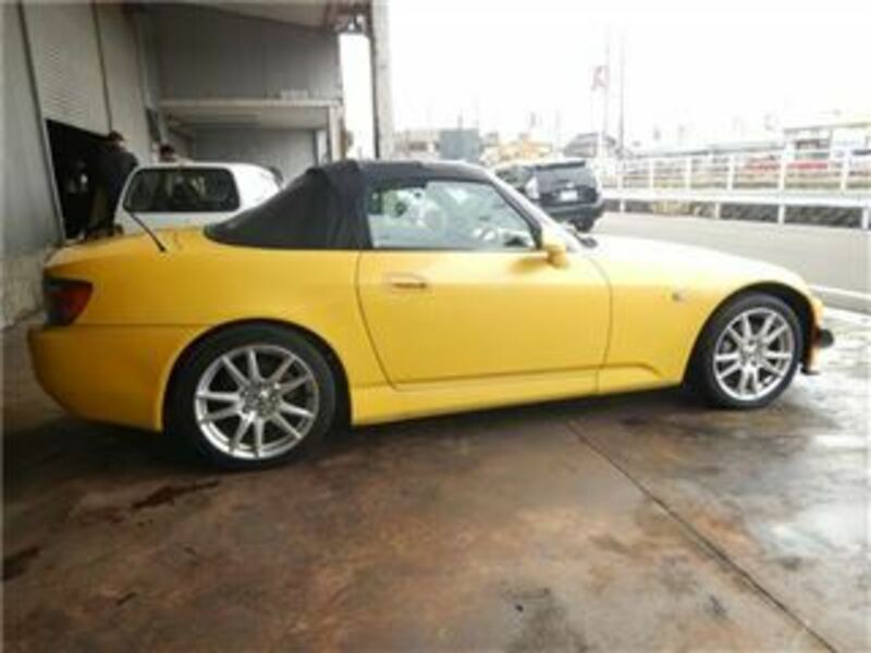S2000