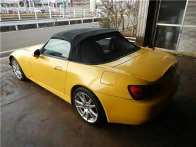 S2000