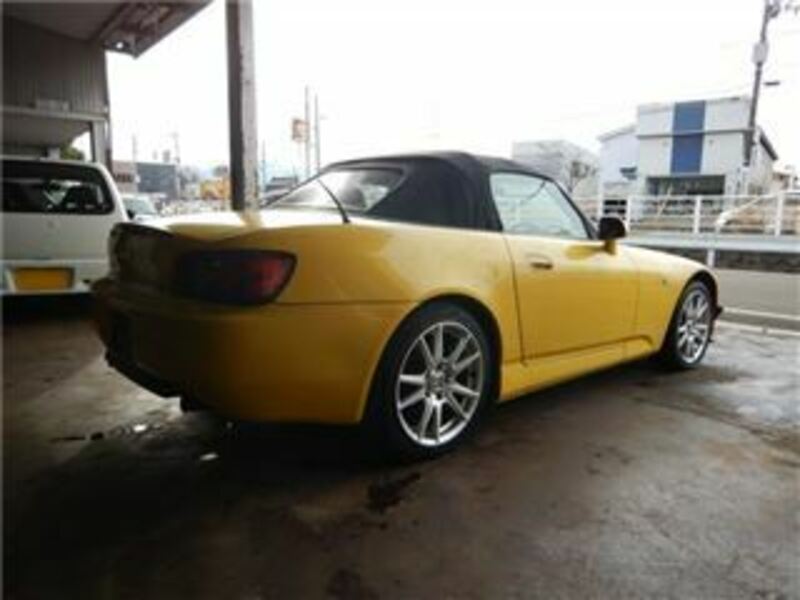 S2000