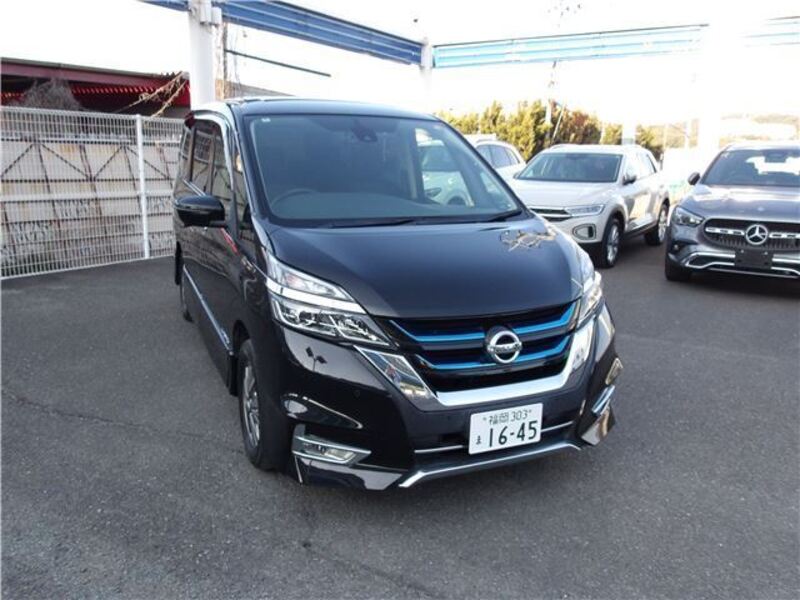 NISSAN SERENA