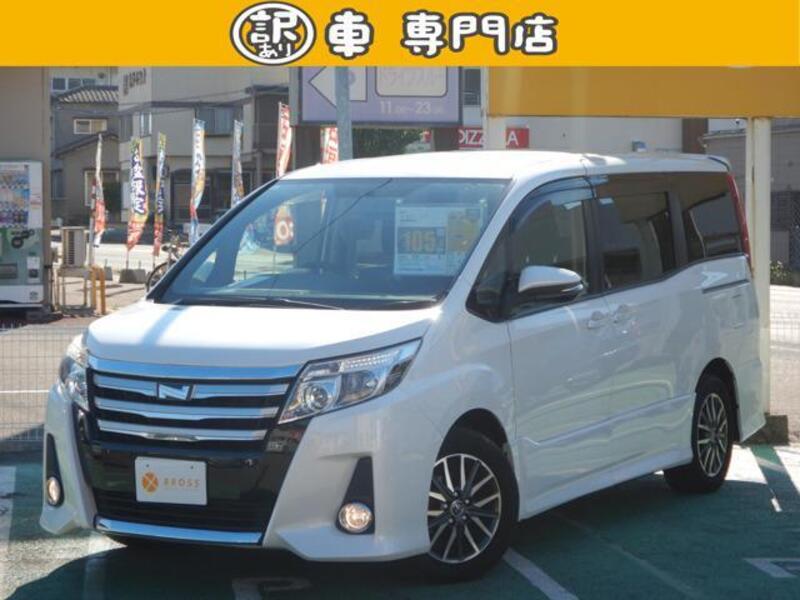 TOYOTA NOAH