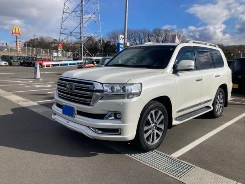 TOYOTA LAND CRUISER