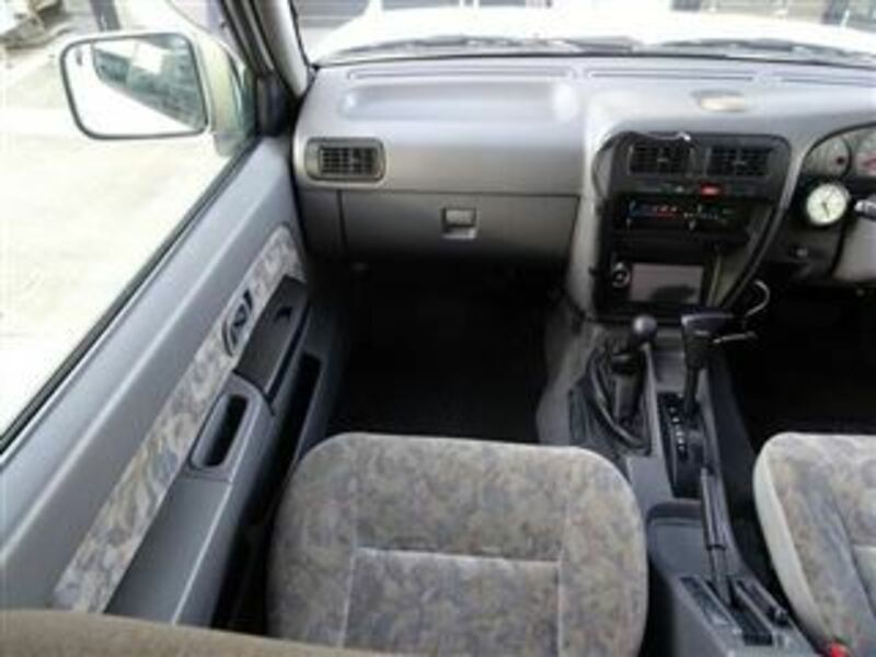 DATSUN PICKUP