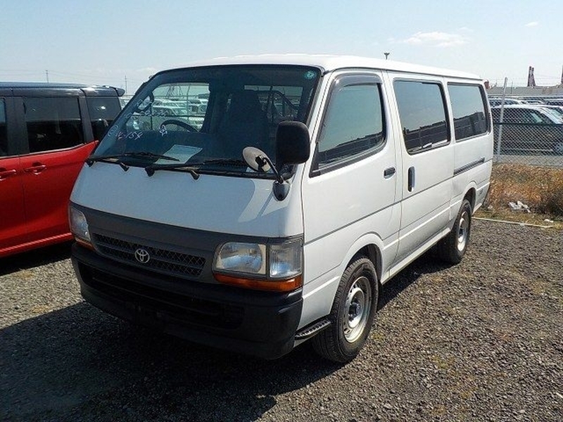TOYOTA REGIUSACE VAN