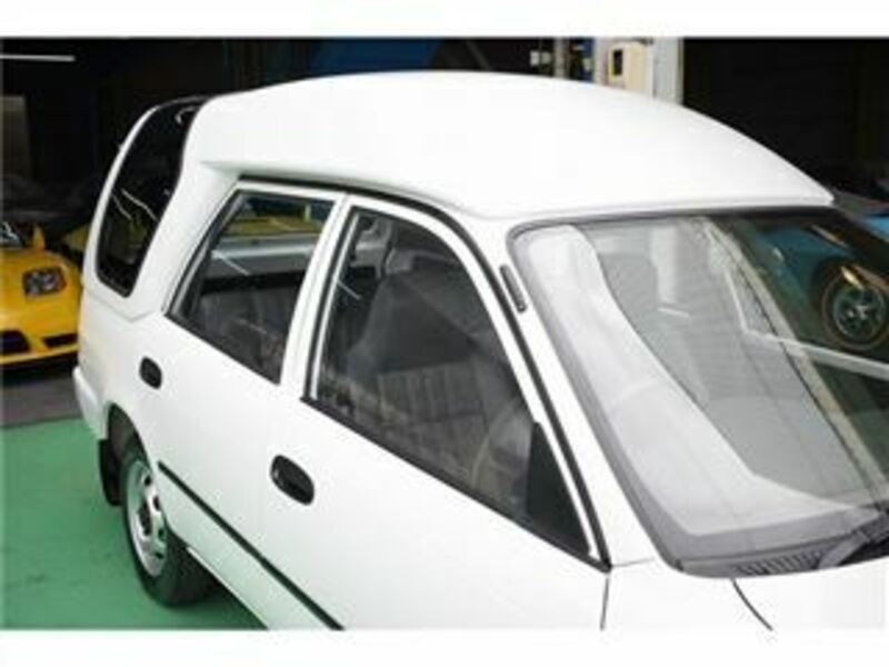 COROLLA VAN