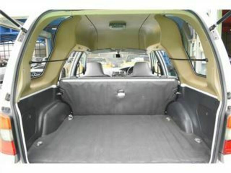 COROLLA VAN