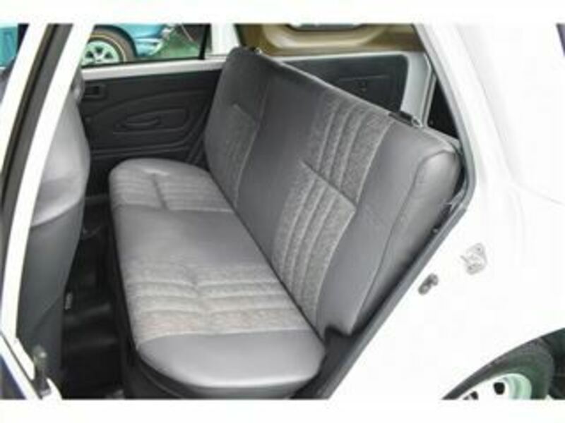COROLLA VAN