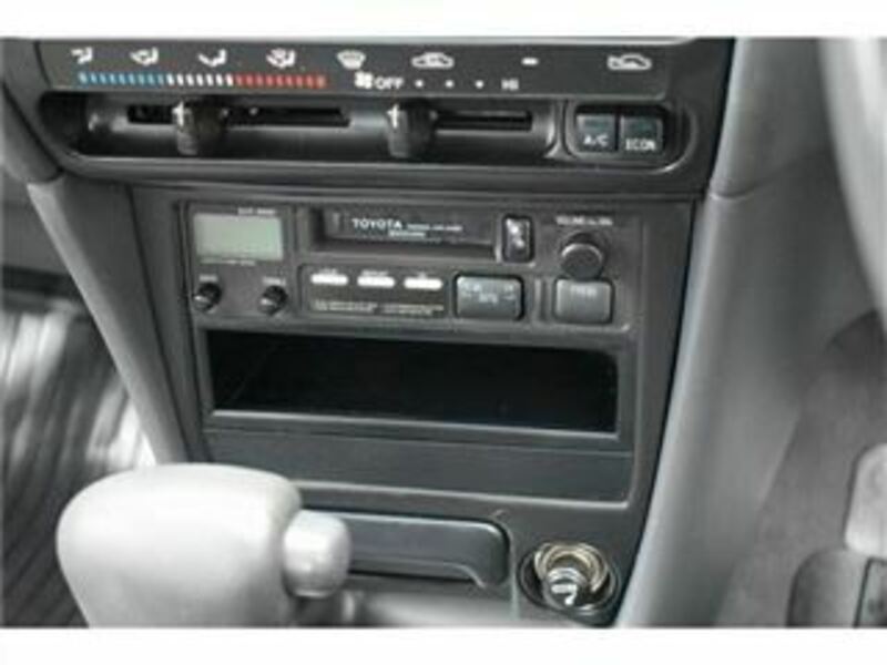 COROLLA VAN