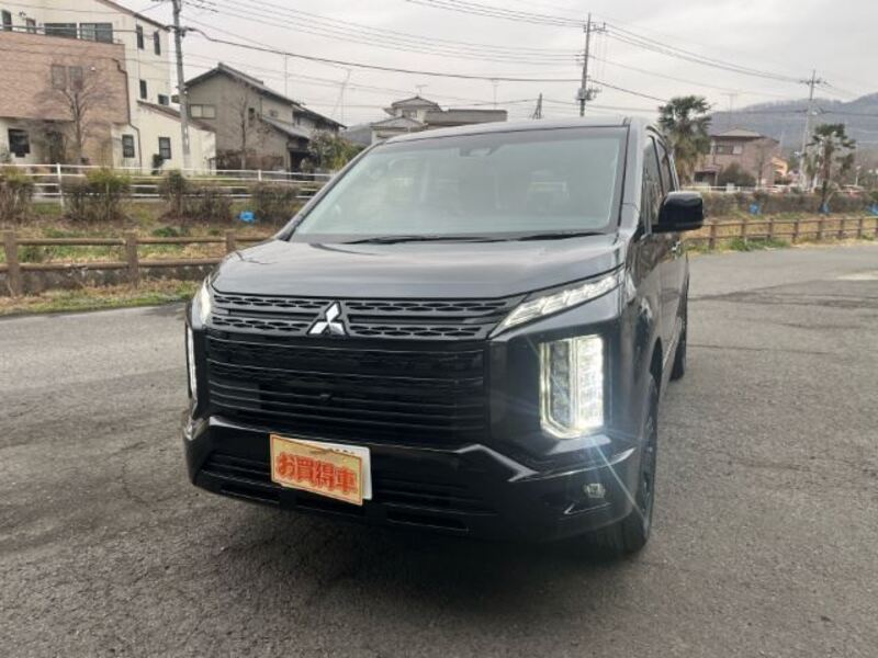 MITSUBISHI DELICA D5