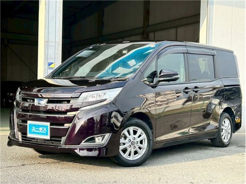 TOYOTA NOAH
