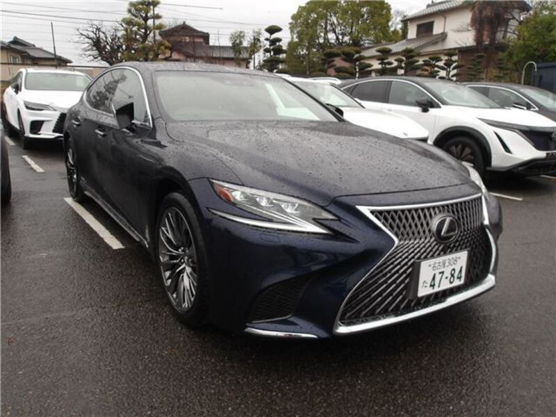LEXUS LS