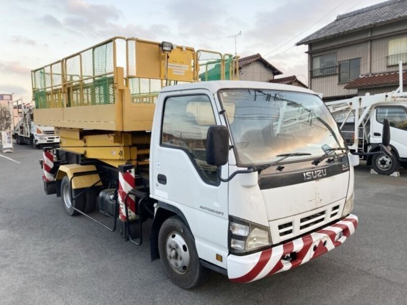 ISUZU ELF