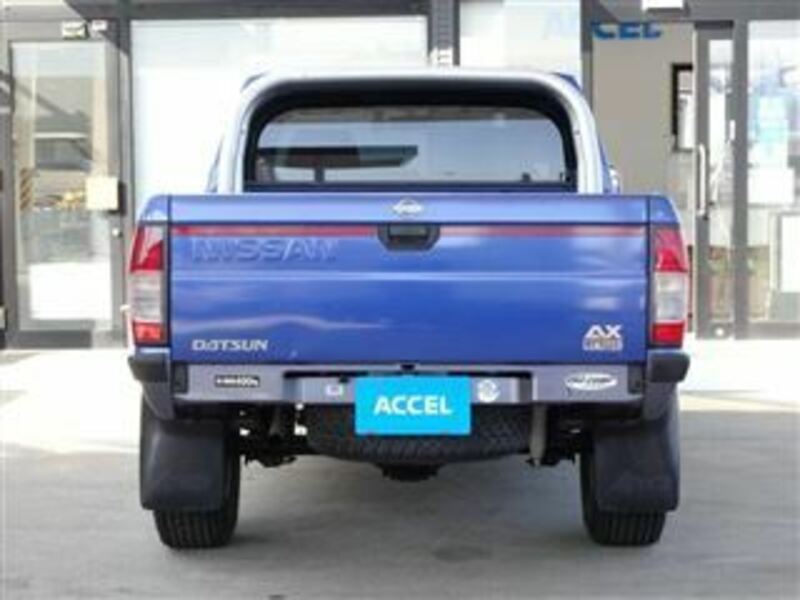DATSUN PICKUP