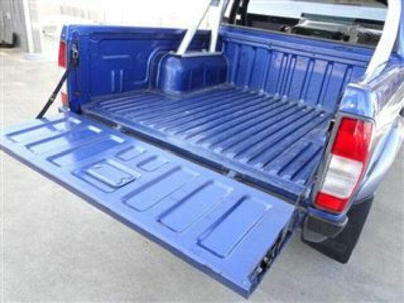DATSUN PICKUP