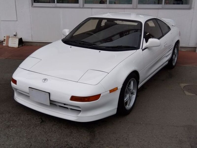 TOYOTA MR2