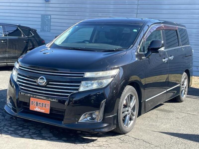 NISSAN ELGRAND