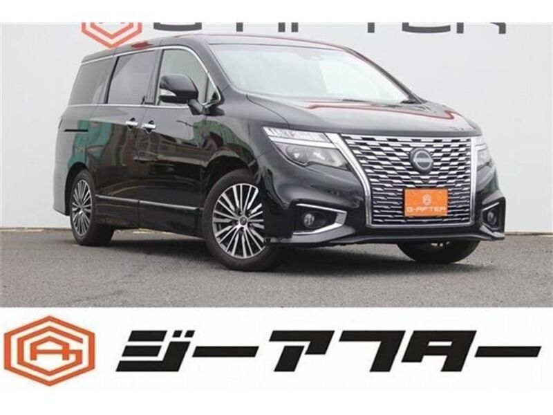 NISSAN ELGRAND