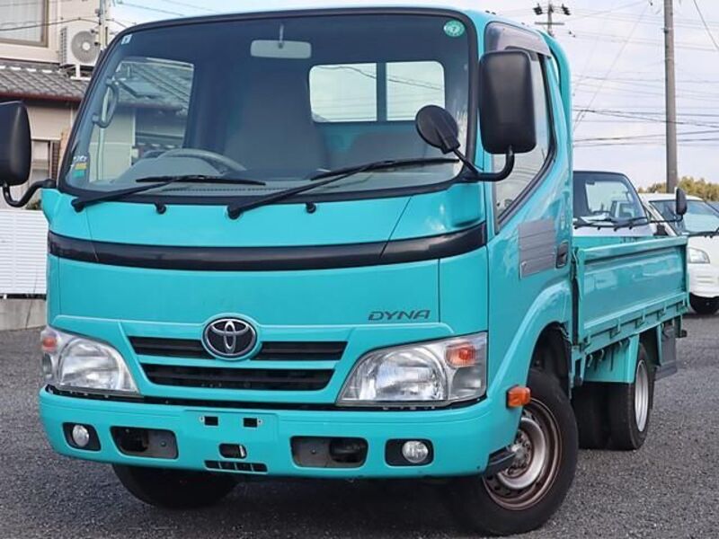 TOYOTA DYNA