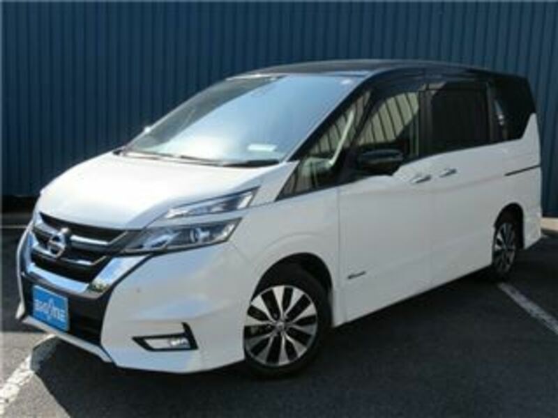 NISSAN　SERENA